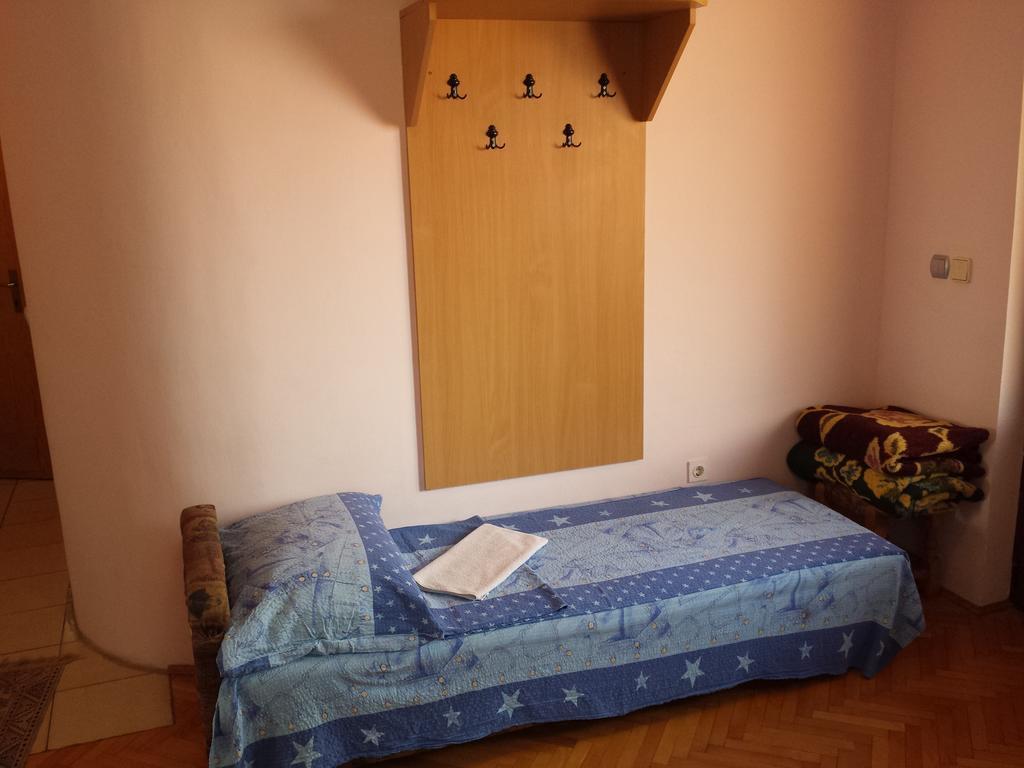 מוסטר Apartments & Hostel Zdrava Hrana חדר תמונה