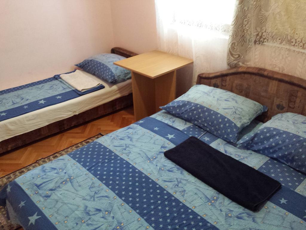 מוסטר Apartments & Hostel Zdrava Hrana חדר תמונה
