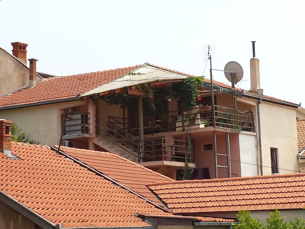 מוסטר Apartments & Hostel Zdrava Hrana מראה חיצוני תמונה